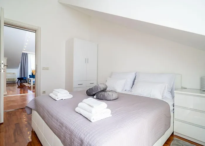 Apartment Elly